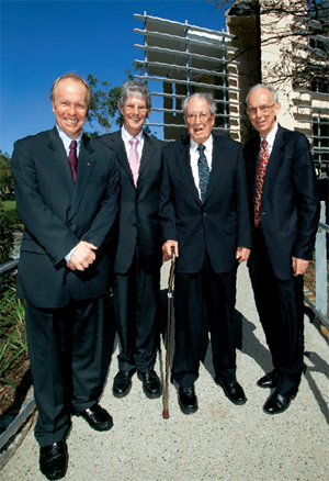  In front of the new Sir James Foots Building with ex Premier Peter Beattie, Sir James and Chancellor Sir Llew Edwards