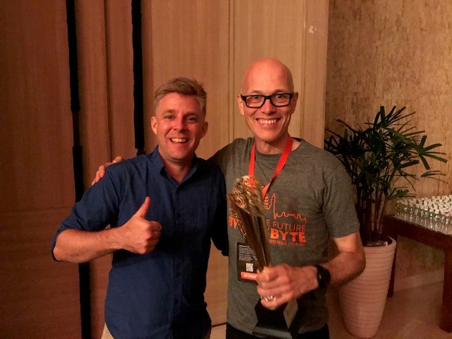 (L-R) Dr Jerome Delamare-Debouteville and Dr Andrew Barnes celebrating their win in Hyderabad.