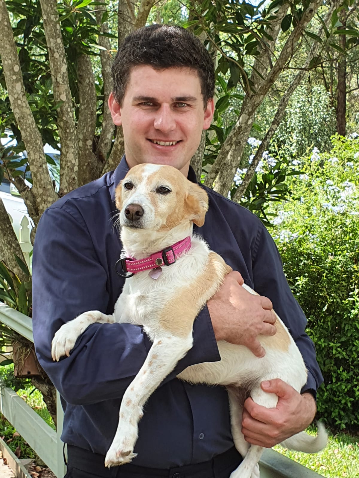 UQ's Dr Matthew Weston with his own dog, Mila