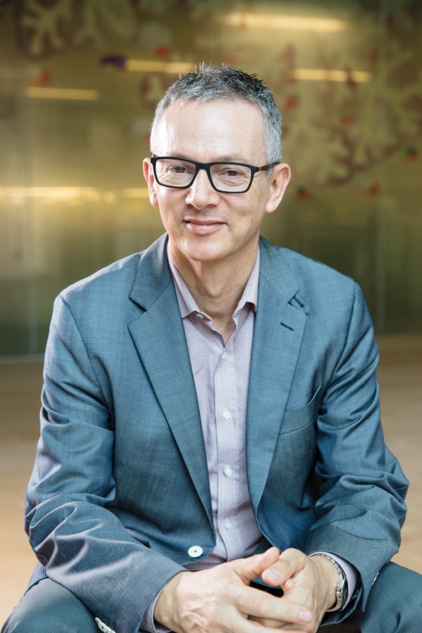 Headshot of Professor Jürgen Gotz