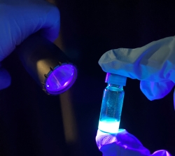 The patented quantum dot hybrid glass technology that will be used in Dr Hou's research. 