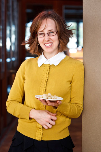 QAAFI Flavour Scientist Dr Heather Smyth QAAFI Flavour Scientist Dr Heather Smyth
