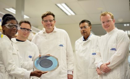 The UQ research team - Ms Christiana Agyei, Dr David Muller, Professor Mark Kendall, Dr Germain Fernando and Mr Nick Owens.