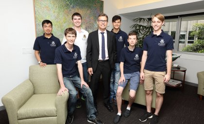 UQ's International Physicists’ Tournament team with Vice-Chancellor and President Professor Peter Høj.