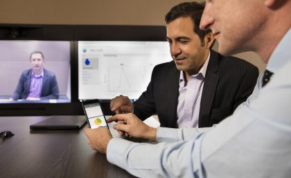 Blood glucose readings are sent directly via blue-tooth technology from the glucose meter to a smartphone and then immediately to secure servers on the Internet where doctors and nurses can access the readings. Blood glucose readings are sent directly via blue-tooth technology from the glucose meter to a smartphone and then immediately to secure servers on the Internet where doctors and nurses can access the readings.