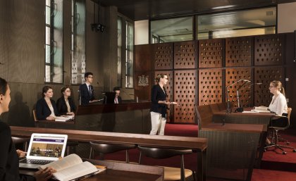 The Law School's Moot Court The Law School's Moot Court
