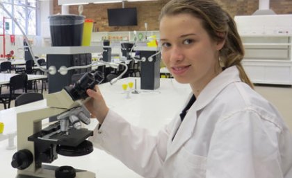 Former Innisfail student Emily Pattison won a 2013 scholarship to study Agricultural Science at The University of Queensland while completing Year 12 last year.