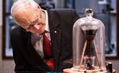 The custodian of the world’s longest running laboratory experiment, Professor John Mainstone, passed away last week aged 78.