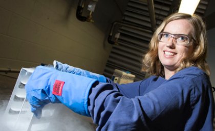 UQ’s Dr Emma Hamilton-Williams secures funding for her research into identifying immune pathways responsible for causing type 1 diabetes. UQ’s Dr Emma Hamilton-Williams secures funding for her research into identifying immune pathways responsible for causing type 1 diabetes.