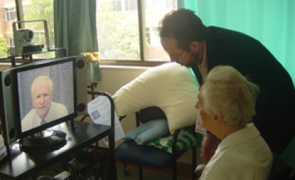 UQ’s Professor Len Gray consults with a patient using telehealth. UQ’s Professor Len Gray consults with a patient using telehealth.