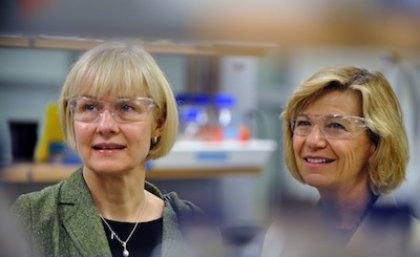 UQ Deputy Vice-Chancellor (Academic), Professor Deborah Terry (left), and UCSF Chancellor, Professor Susan Demond-Hellmann, touring UQ research facilities this week.