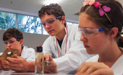 Nicholas Plant from Mansfield State High School, Bailey Appleton from Everton Park State High School and Mikaela Hourigan - James Nash State High School (Gympie) explore the breadth and depth of science on offer at UQ.