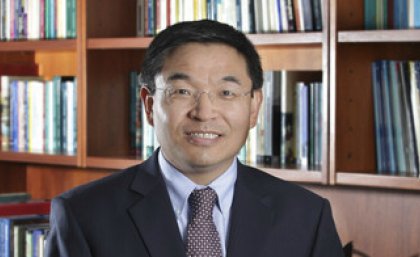 Photo; Professor Max Lu ... "a deep knowledge of UQ"