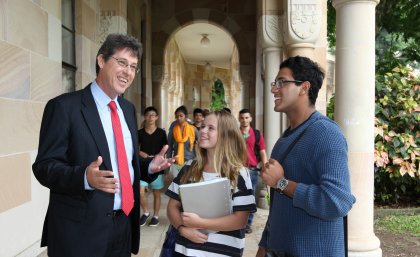 New Dean Bruce Abernethy with first year psychology students Emma-lee Wardle and Sanjay Vasudeva