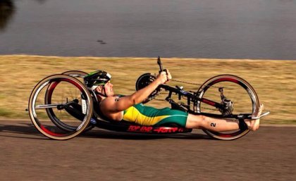 UQ alumnus Nic Beveridge is ranked 6th in the world in the PT1 para-triathlon