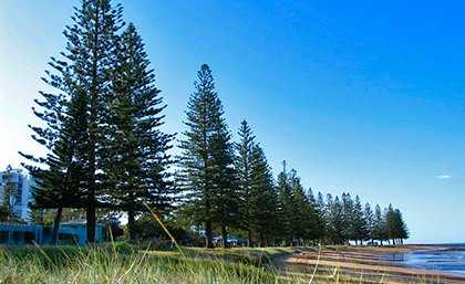 Scarborough, Queensland: no longer allowed to factor in sea-level rise in its planning laws. Seo75/Wikimedia Commons, CC BY-SA