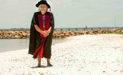 A lifelong pursuit of knowledge and love of humour and the Aboriginal identity have cumulated in a PhD for graduand Pearl Duncan. A lifelong pursuit of knowledge and love of humour and the Aboriginal identity have cumulated in a PhD for graduand Pearl Duncan.
