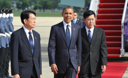 US President Barack Obama arriving in Bangkok on his 2012 visit, with then-Deputy Prime Minister, Phongthep Thepkanchana. US President Barack Obama arriving in Bangkok on his 2012 visit, with then-Deputy Prime Minister, Phongthep Thepkanchana.