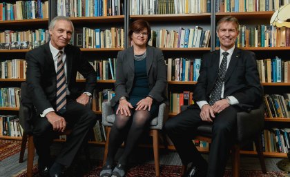 Ramsay Centre for Western Civilisation CEO Professor Simon Haines, UQ Executive Dean of Humanities and Social Sciences Professor Heather Zwicker and UQ Vice-Chancellor and President Professor Peter Høj. Professor Simon Haines, CEO Ramsay Centre for Western Civilisation Professor Heather Zwicker, Executive Dean of Humanities and Social Sciences University of Queensland Professor Peter Hoj, Vice-Chancellor and President, University of Queensland