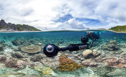 The SVII camera system piloted by Christophe Bailhache in Raja Ampat. © Underwater Earth / XL Catlin Seaview Survey / Aaron Spence The SVII camera system piloted by Christophe Bailhache in Raja Ampat. © Underwater Earth / XL Catlin Seaview Survey / Aaron Spence