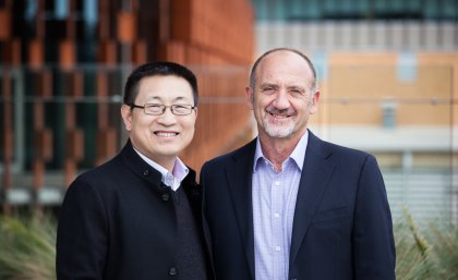 Professor Zhiguo Yuan and Professor Stuart Crozier 