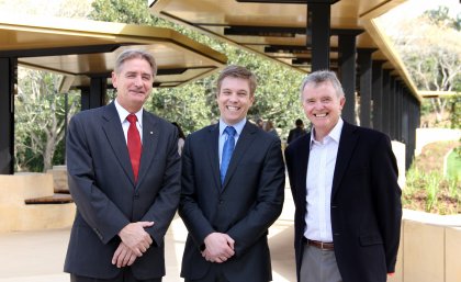UQ Chief Operating Officer Mr Maurie McNarn AO, Cr Julian Simmonds and UQ Property and Facilities Director Mr Alan Egan