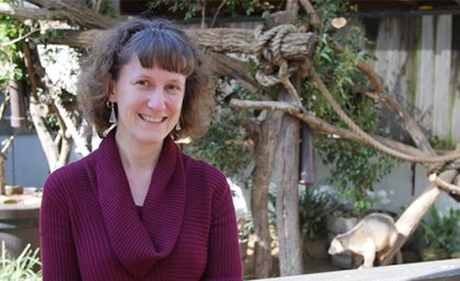 Dr Tamara Keeley and a Lumholtz tree kangaroo