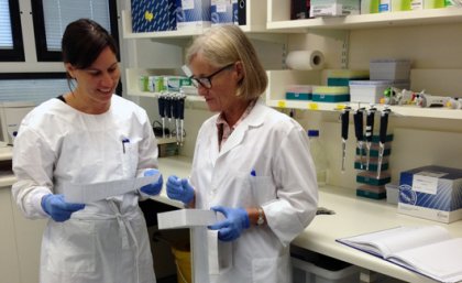 Dr Christine Dudgeon (left) and Dr Jennifer Ovenden (right).