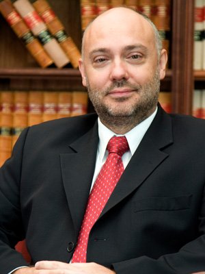 ACPL Director Professor Ross Grantham confirmed that UQ’s Law School is ideally positioned to become an internationally recognised centre of excellence in the field of private law. ACPL Director Professor Ross Grantham confirmed that UQ’s Law School is ideally positioned to become an internationally recognised centre of excellence in the field of private law.
