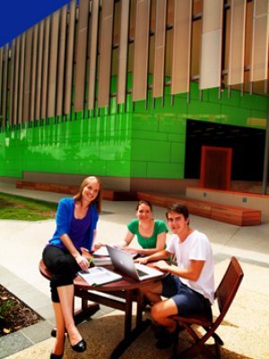 University of Queensland medical students (L to R) Kobi Haworth, Rebecca Adams and Andrew Taylor outside the Auditorium prepare for this year's Ipswich Campus Open Day. University of Queensland medical students (L to R) Kobi Haworth, Rebecca Adams and Andrew Taylor outside the Auditorium prepare for this year's Ipswich Campus Open Day.
