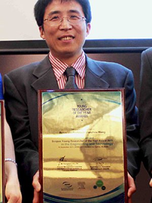 Scopus Young Researcher of the Year Award recipient Associate Professor Wang Scopus Young Researcher of the Year Award recipient Associate Professor Wang