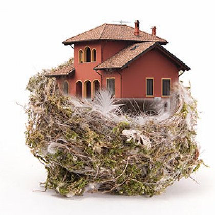 A UQ research project is looking at the "empty nest" syndrome and its effects on parents A UQ research project is looking at the "empty nest" syndrome and its effects on parents