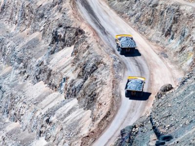 The UQ training comes as the global mining sector continues its broad shift towards more sustainable practices.