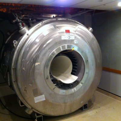 The 4T MRI stripped down and ready to be transported.