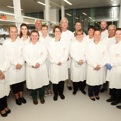 Regional teachers with Qld Chief Scientist, Dr Geoff Garrett, and SPARQ-ed coordinator Anne Brant 