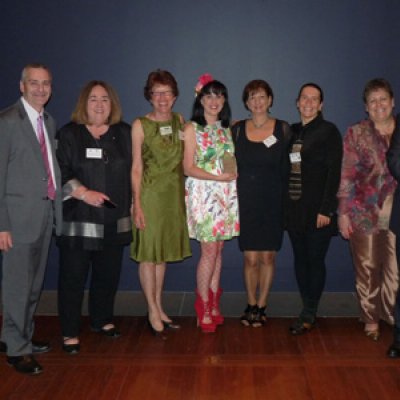 Professor Nick Shaw (HoS, Pharmacy), Christine Bundesent (Director, ICTE-UQ), Marg Cannell, Jacqueline Bond, Michele Feinberg, Alex Rossi, Leigh McKauge, Professor Mick McManus (DVC-A), Lynne Emmerton.