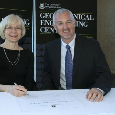 Vice-Chancellor Deborah Terry and Rio Tinto's Chief Advisor Geotechnical Martyn Robotham at the launch of the new Geotechnical Engineering Centre