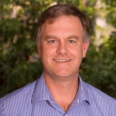 Professor Paul Burn has been named a 2012 Fellow of the Australian Academy of Science.