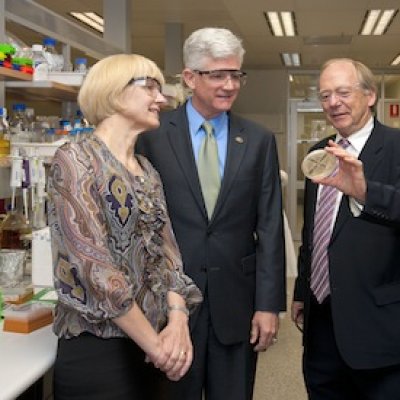 Vice-Chancellor Professor Deborah Terry discussed UQ's suite of biofuels research with the US Navy's Director for Operational Energy, Chris Tindal, and the AIBN director, Professor Peter Gray (right).