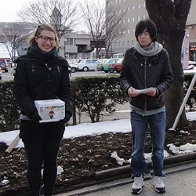 Fukushima University students help raise awareness of the Queensland floods