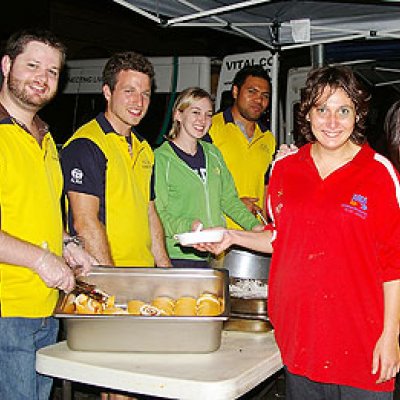 UQ Business students help out at the Vital Connection soup kitchen