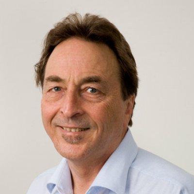 Professor Paul Memmott