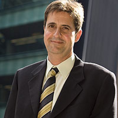 Professor Flavio Menezes