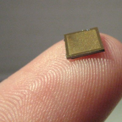 Needle-free vaccine patch - nanopatch.