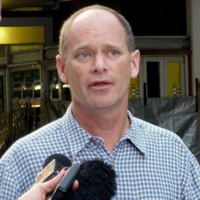 Queensland Premier Campbell Newman being interviewed by the media. Credit: Wikipedia.