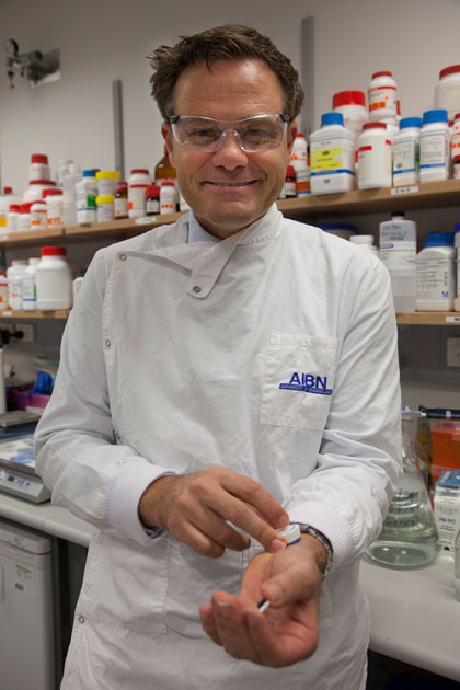 Professor Mark Kendall demonstrates the application of the Nanopatch.